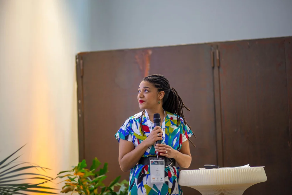 %2525C2%2525A9%252540smilzz_france_Vanessa_Be-A-Boss-Auvergne-Rhone-Alpes_219.jpg