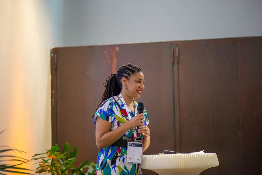 %2525C2%2525A9%252540smilzz_france_Vanessa_Be-A-Boss-Auvergne-Rhone-Alpes_217.jpg