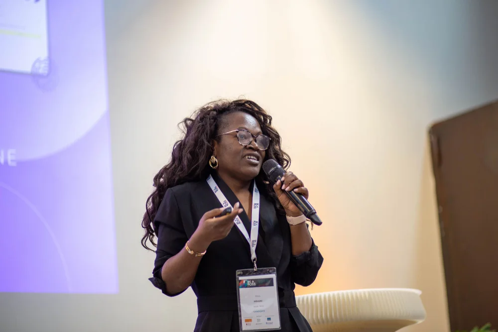 %2525C2%2525A9%252540smilzz_france_Vanessa_Be-A-Boss-Auvergne-Rhone-Alpes_196.jpg